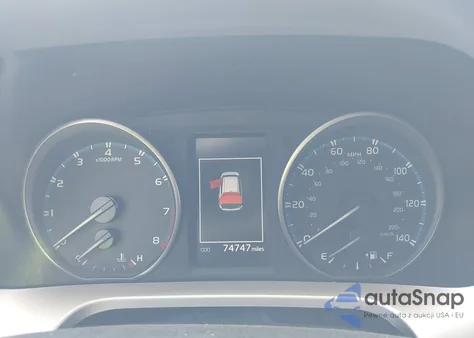 2018 Toyota Rav4 Xle z USA, uszkodzony, nr VIN JTMRFREV4JJ738040